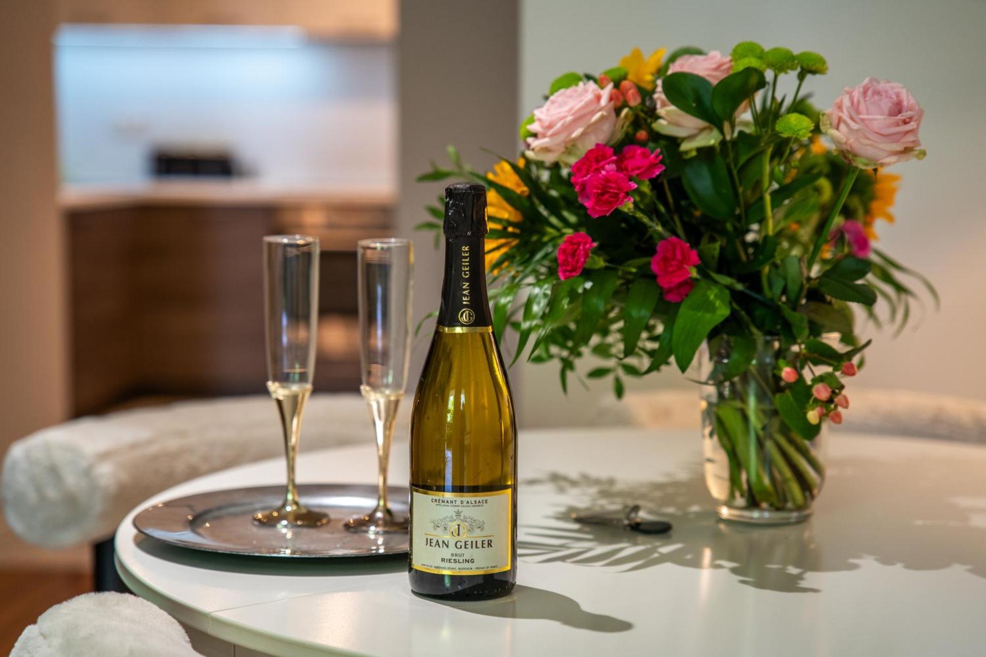 Premium Apartments By Wawel Castle 크라쿠프 외부 사진