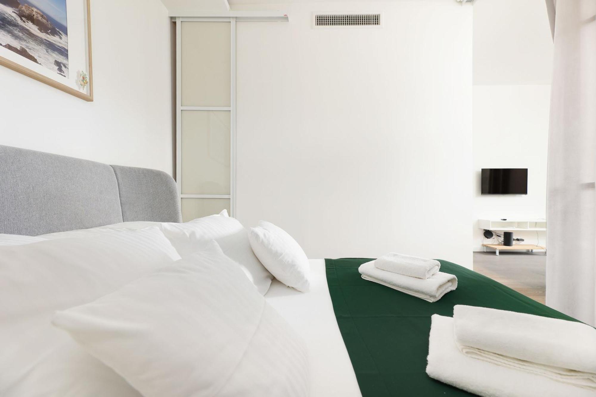 Premium Apartments By Wawel Castle 크라쿠프 외부 사진